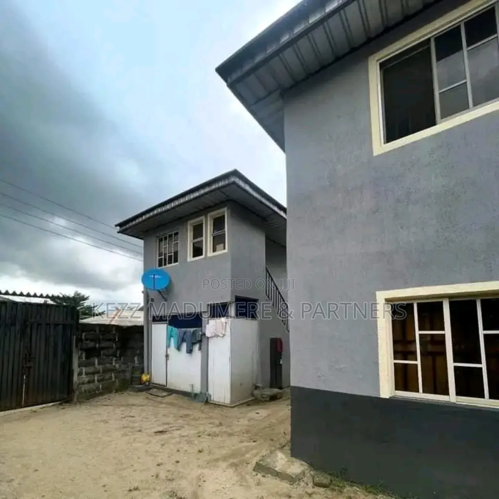 8bdrm Block of Flats in Rumuduru , Eneka , for sale