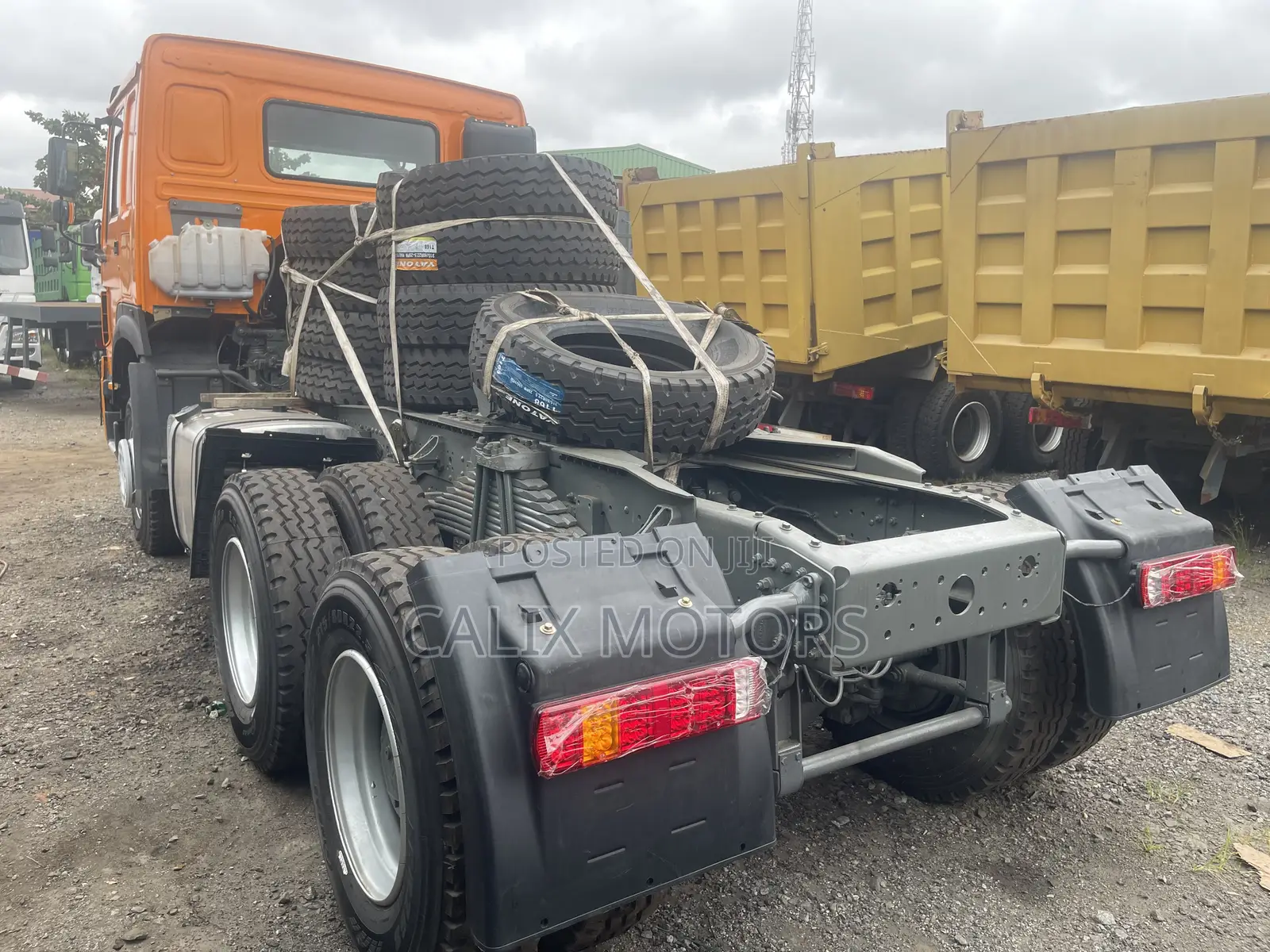 Foreign Used Howo Truck Tractor Head.