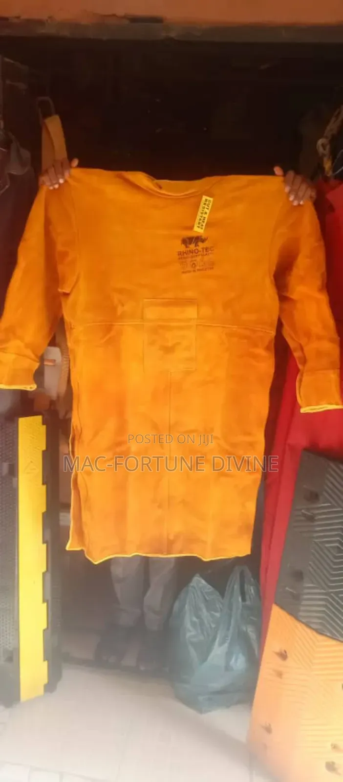 Fire Retardant Welding Apron With Sleeve