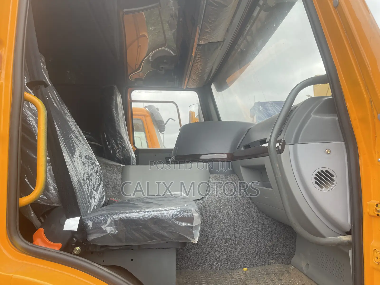 Foreign Used Howo Truck Tipper 371hp.
