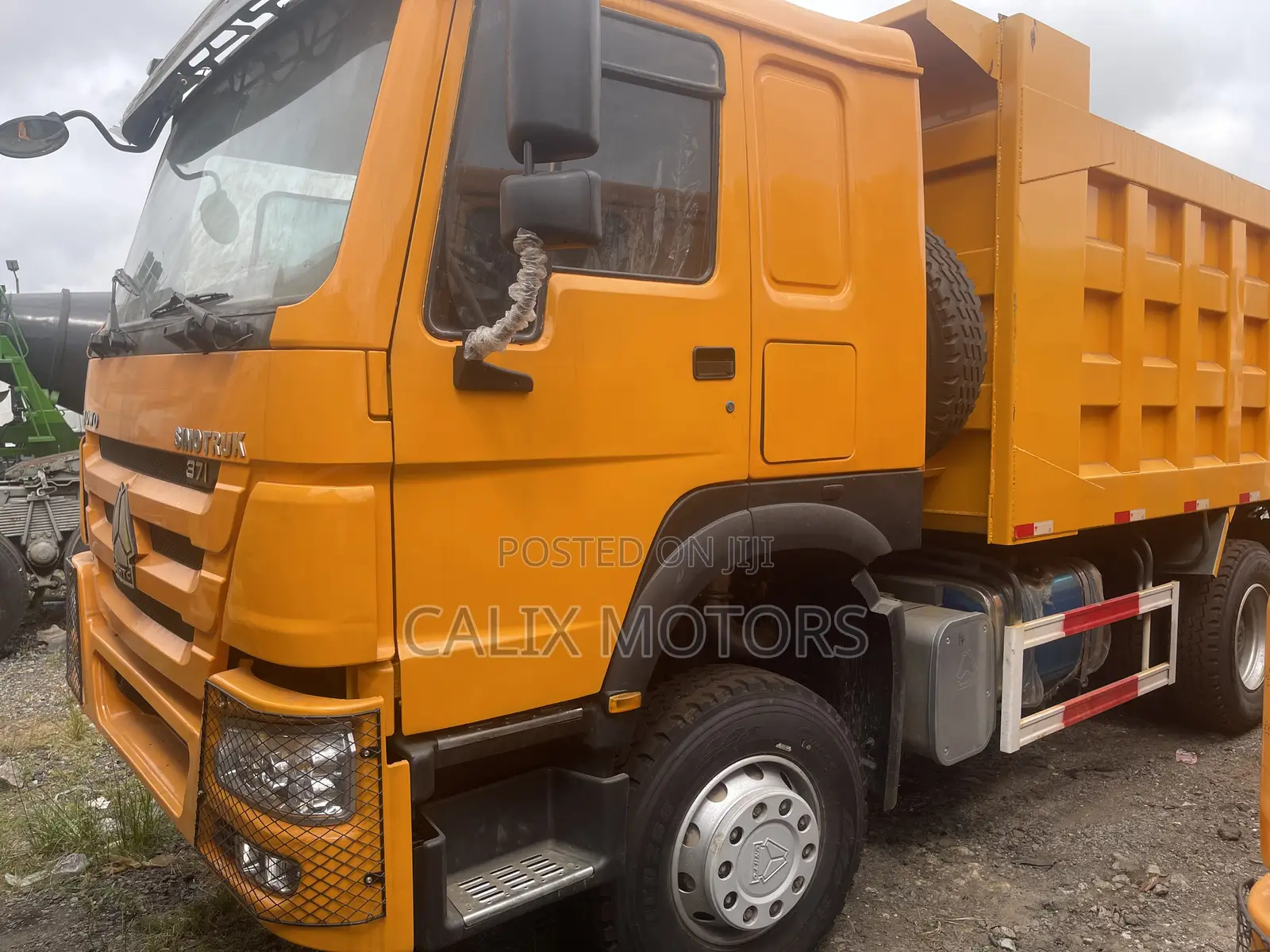 Foreign Used Howo Truck Tipper 371hp.