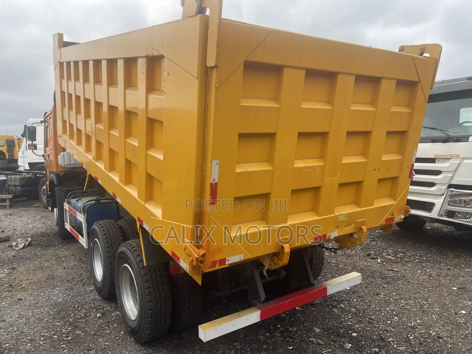 Foreign Used Howo Truck Tipper 371hp.