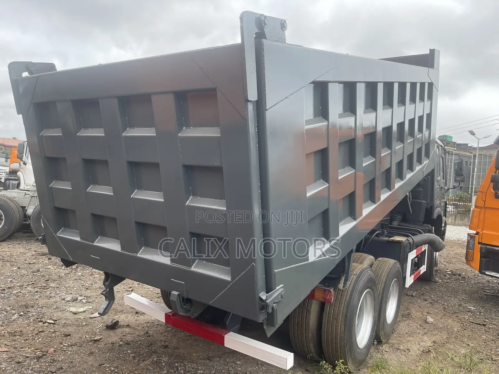 Foreign Used Howo Truck Tipper.
