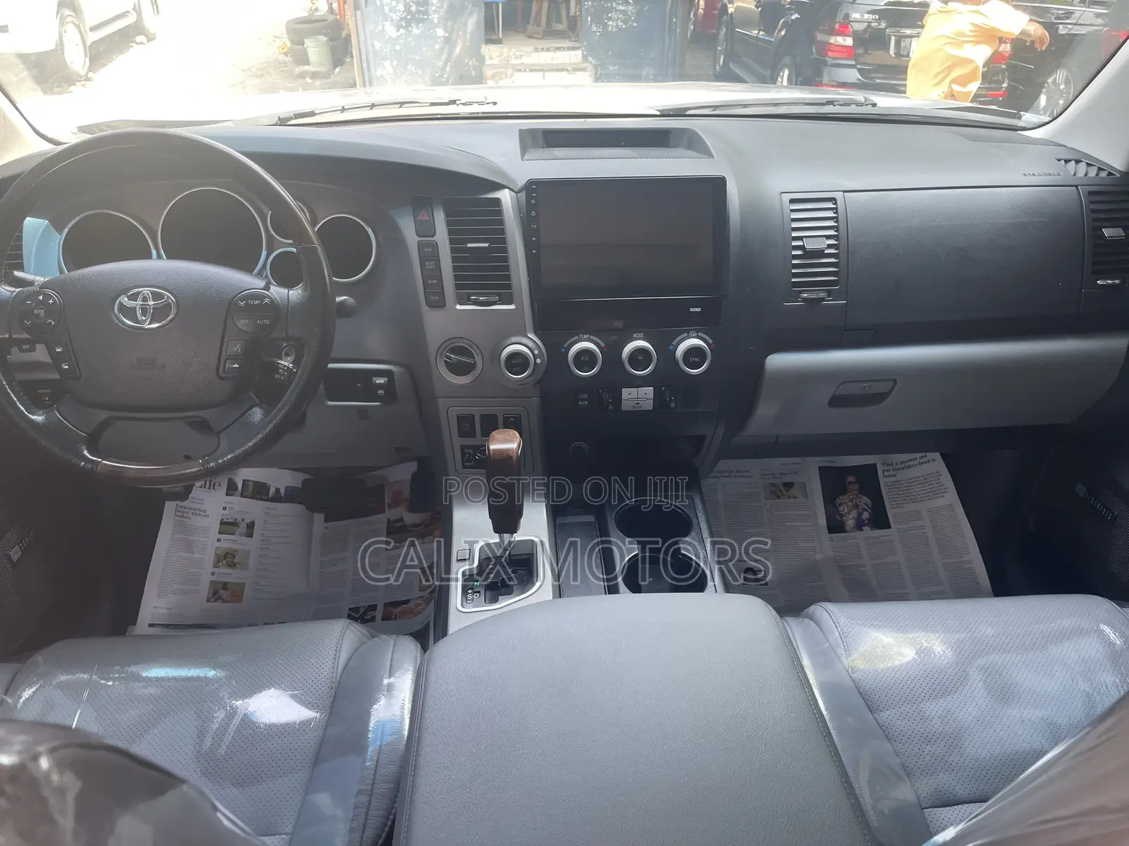 Toyota Sequoia 2016 Silver