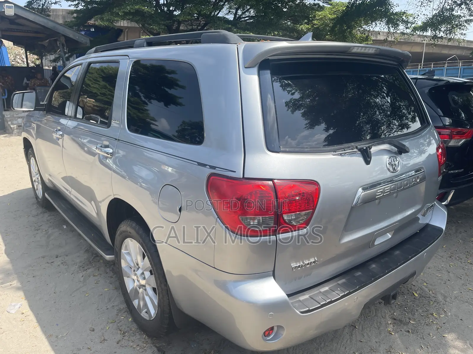 Toyota Sequoia 2016 Silver