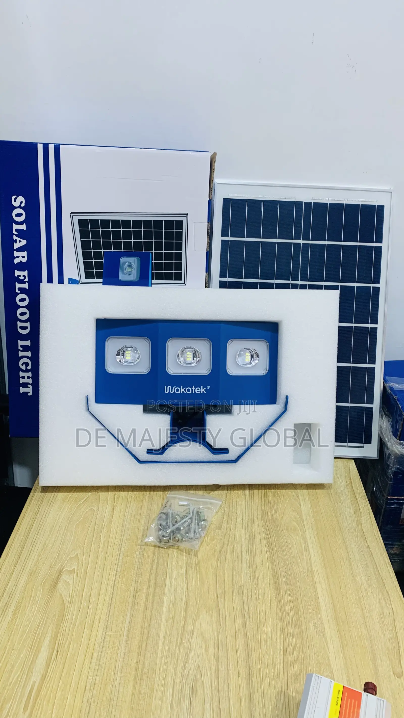 Wakatek 300w Solar Flood Lights