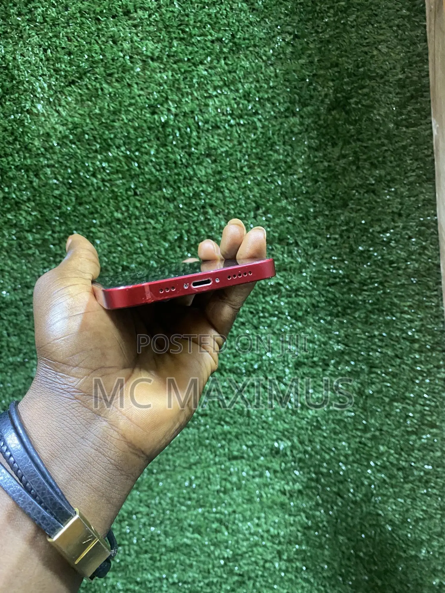 Apple iPhone 13 128 GB Red