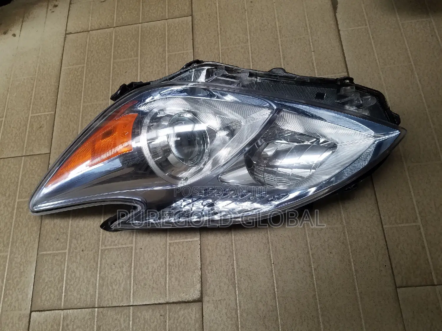 TOYOTA PRIUS Headlamp 2012 Model