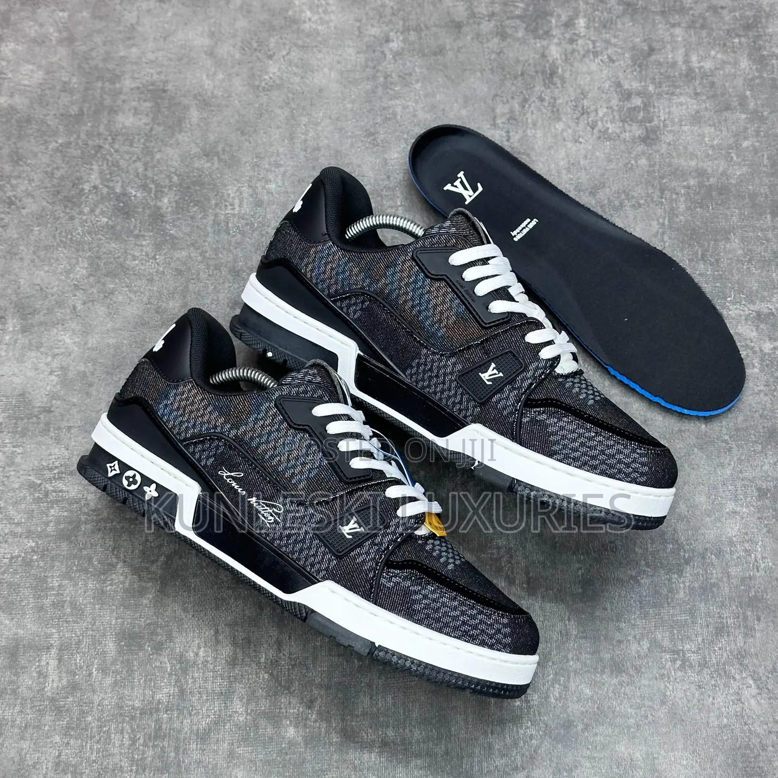 Original Louis Vuitton Trainer Blue Damier 3D Denim Sneakers