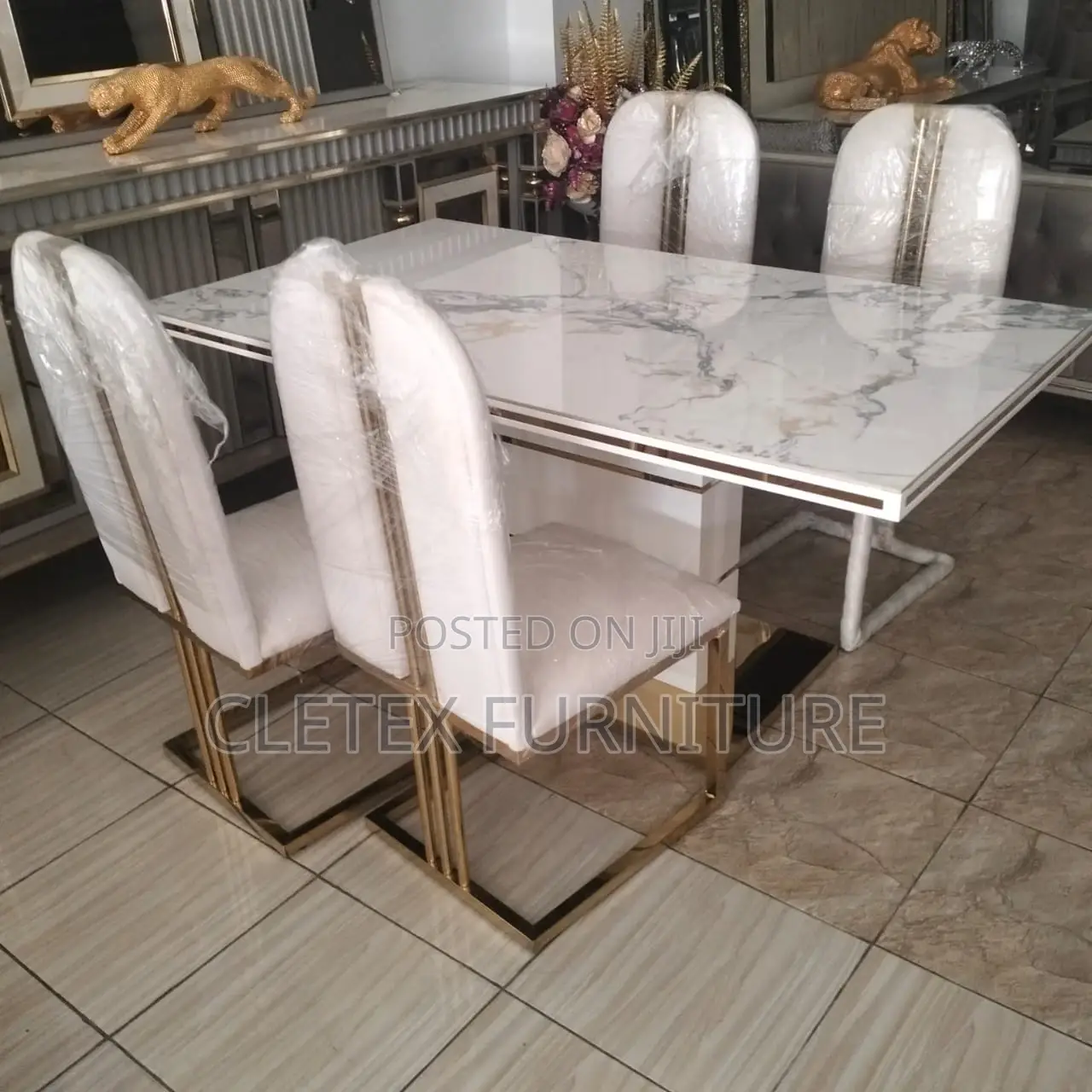 Imported Dining Table by 6 Seaters