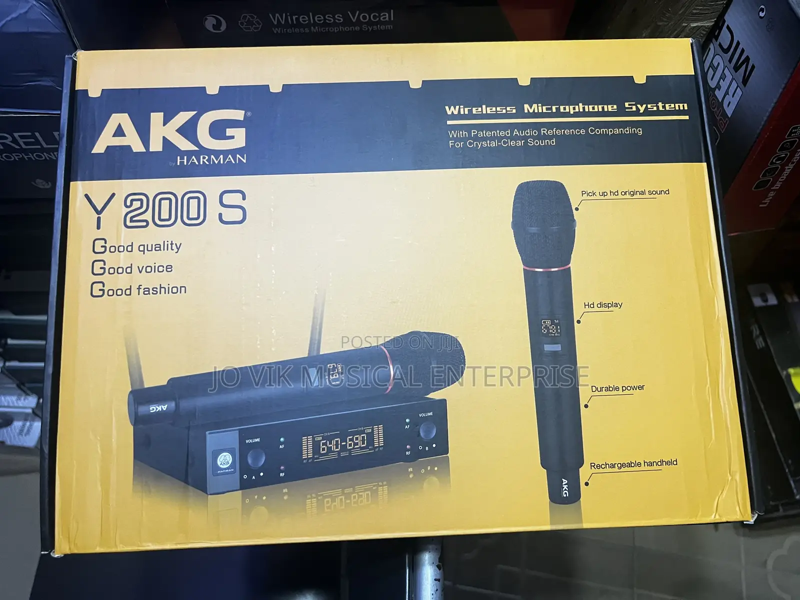 AKG Wireless Microphane System With Patented Audio Reference