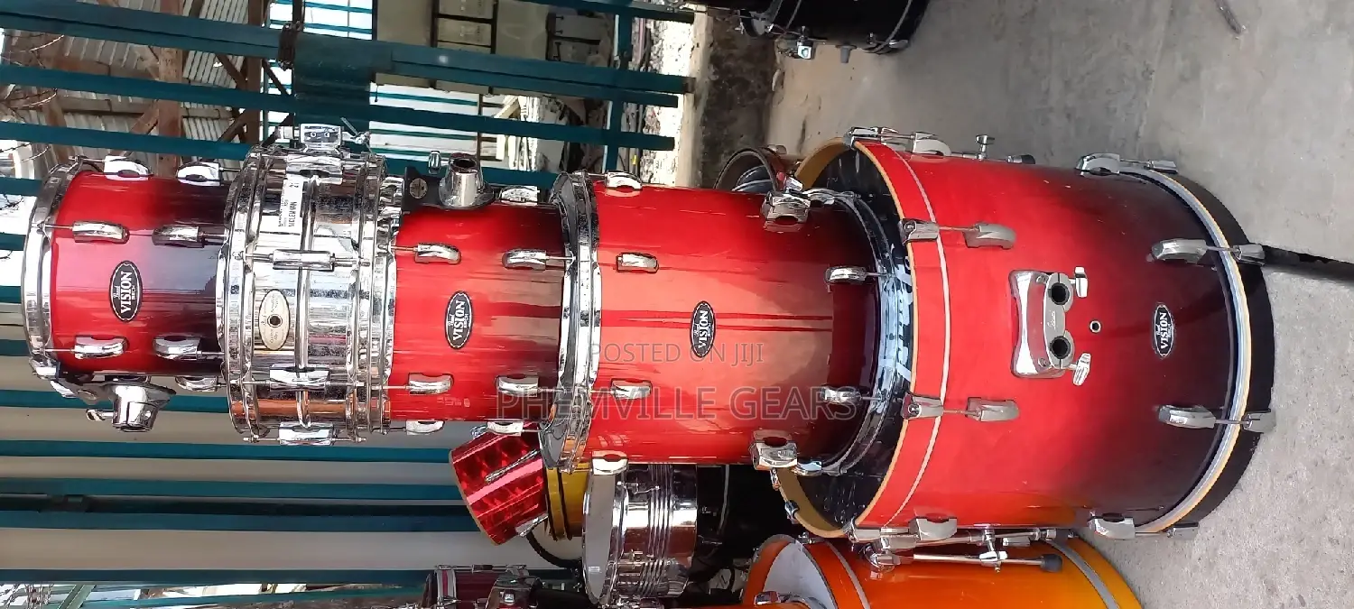 Neat Uk Used Pearl Vision 5set Drums.