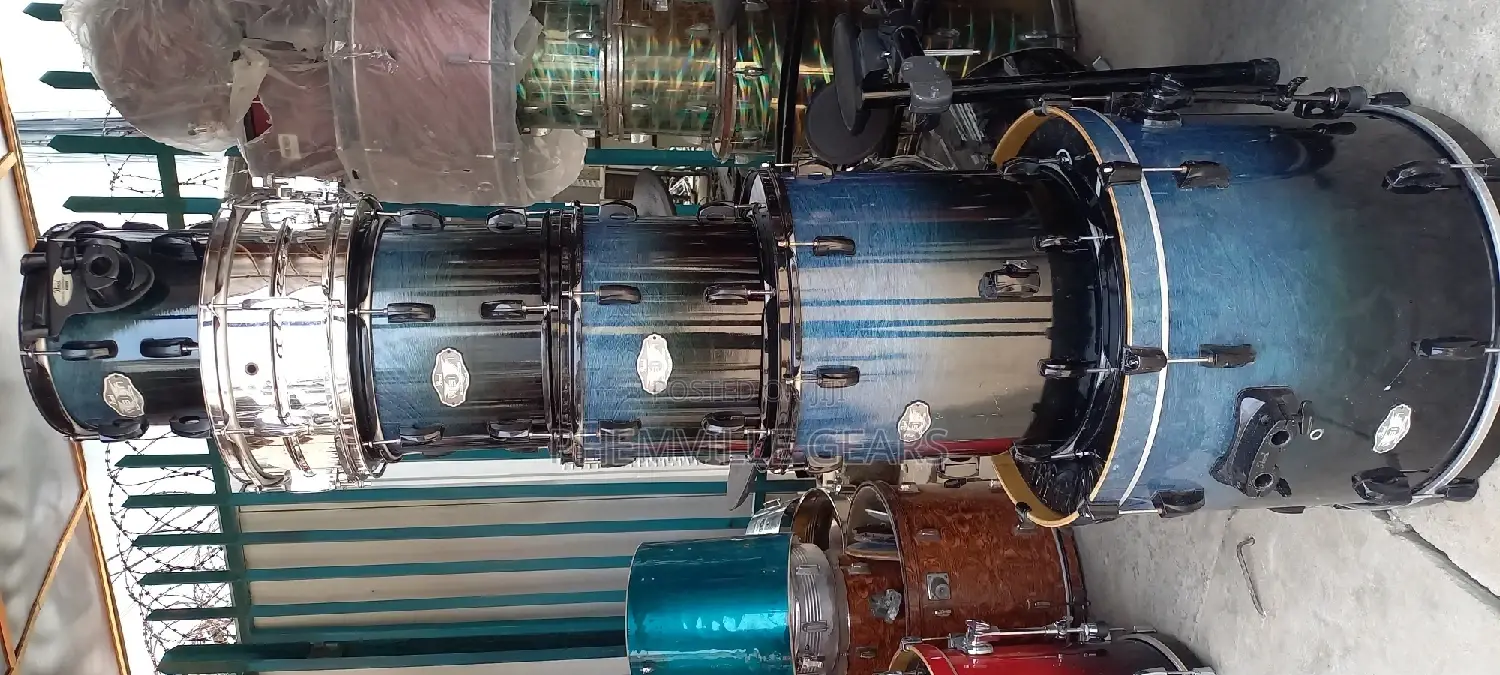 Pearl Vision Neat Uk Used 5set Drums.