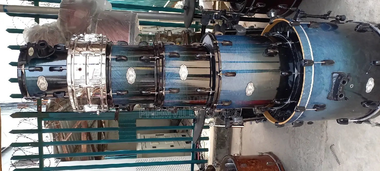 Pearl Vision Neat Uk Used 5set Drums.