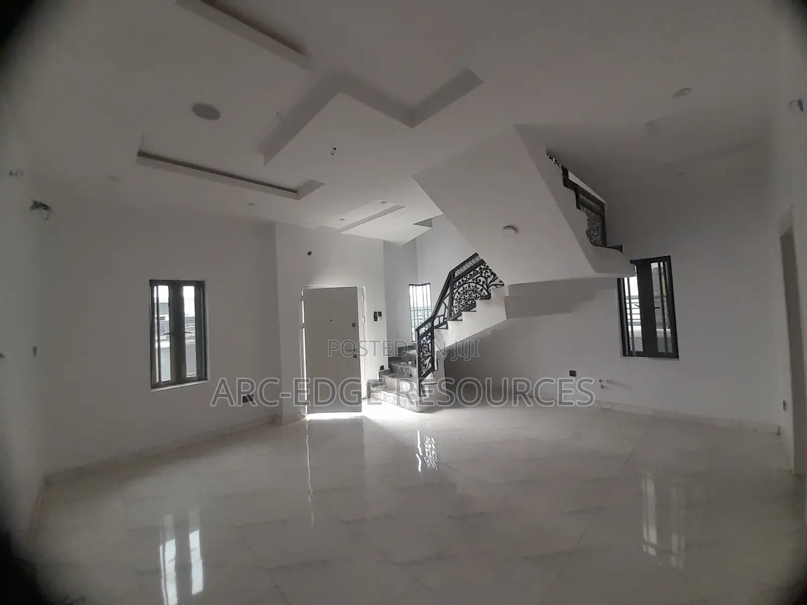 5bdrm Duplex in Apple Junction for sale