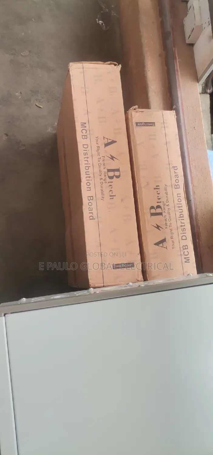 24fuse Distribution Board a BTECH
