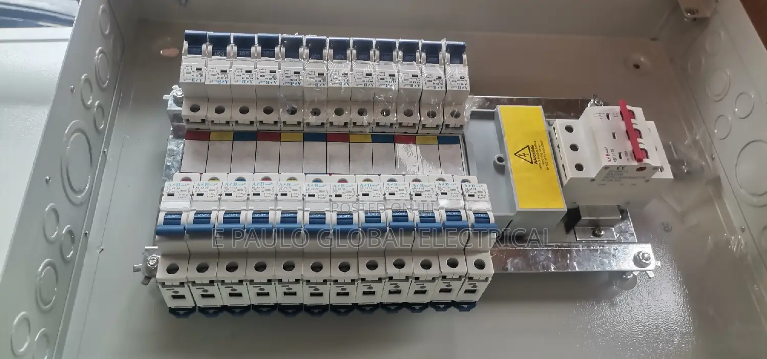D8 3phase Distribution Borad 24fuse