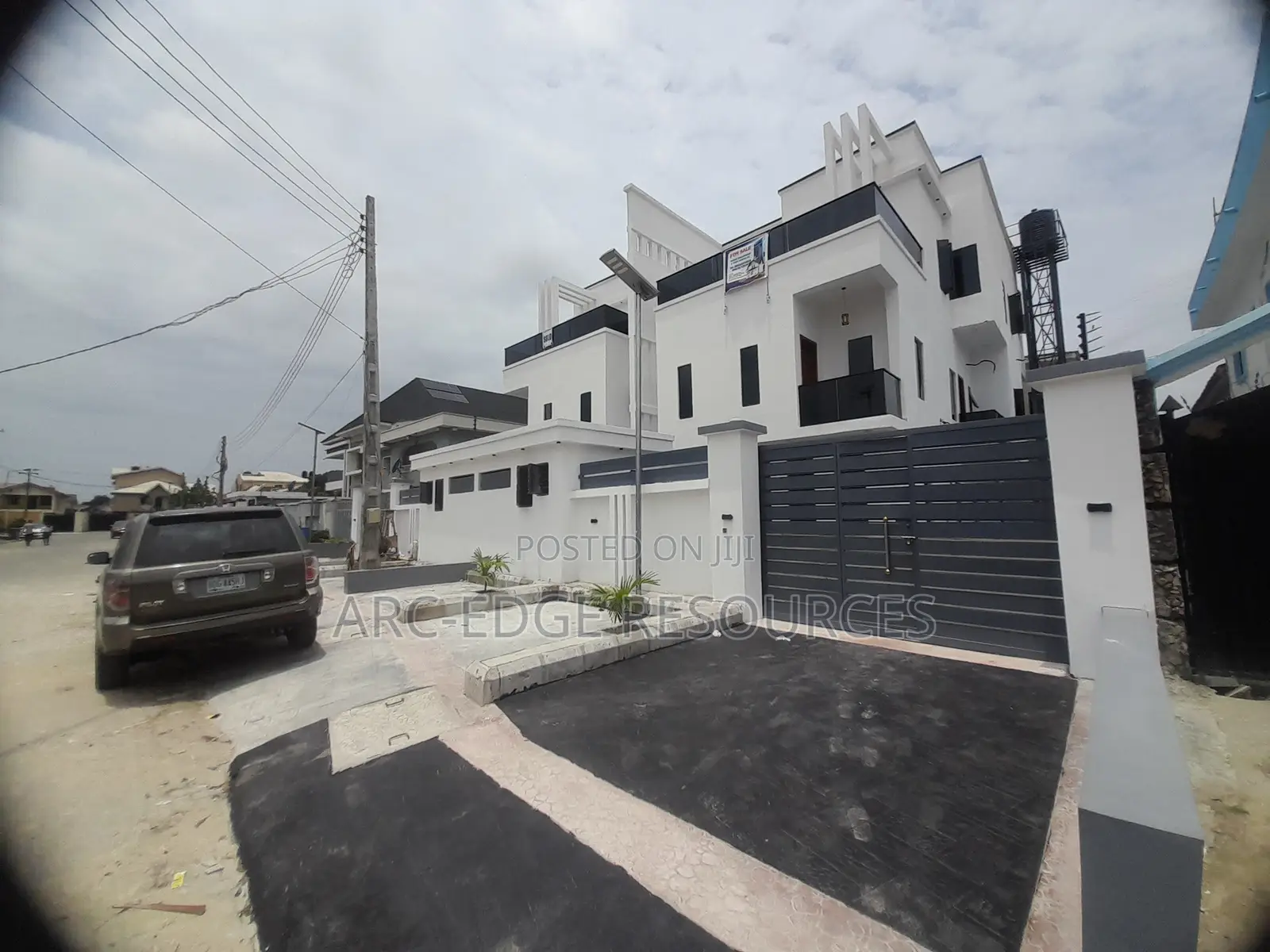 5bdrm Duplex in Apple Junction for sale