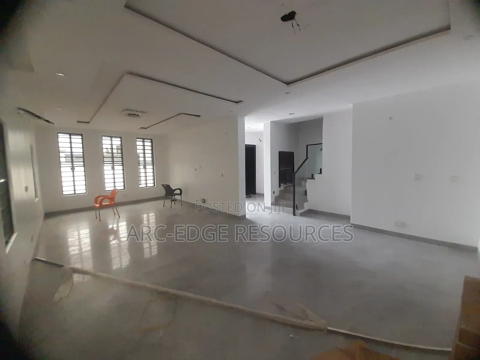 5bdrm Duplex in Apple Junction for sale