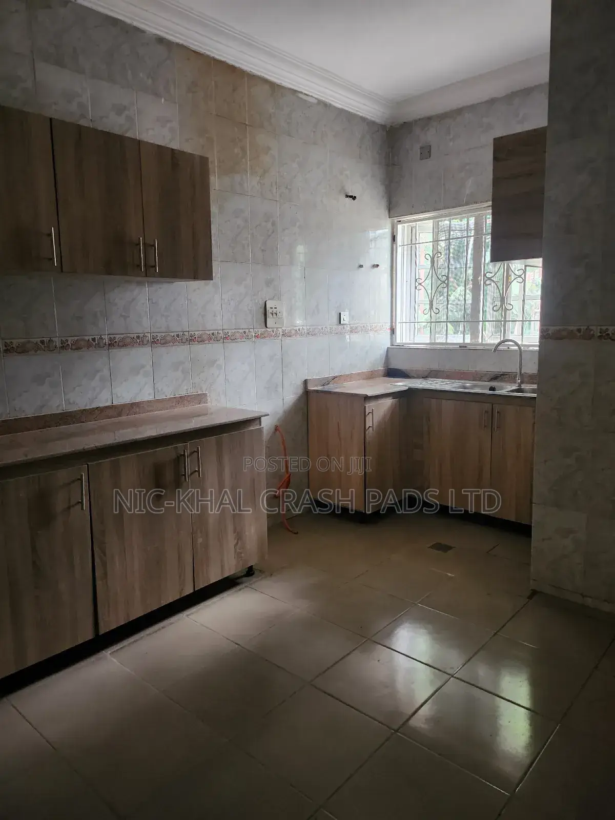 4bdrm Duplex in Jahi Gilmor for rent