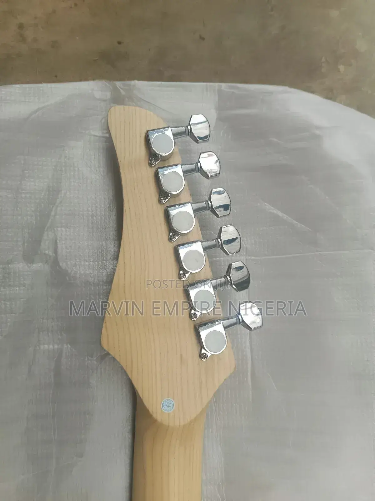 Professional Stratocaster Electric Lead Guitar Thunderstorm
