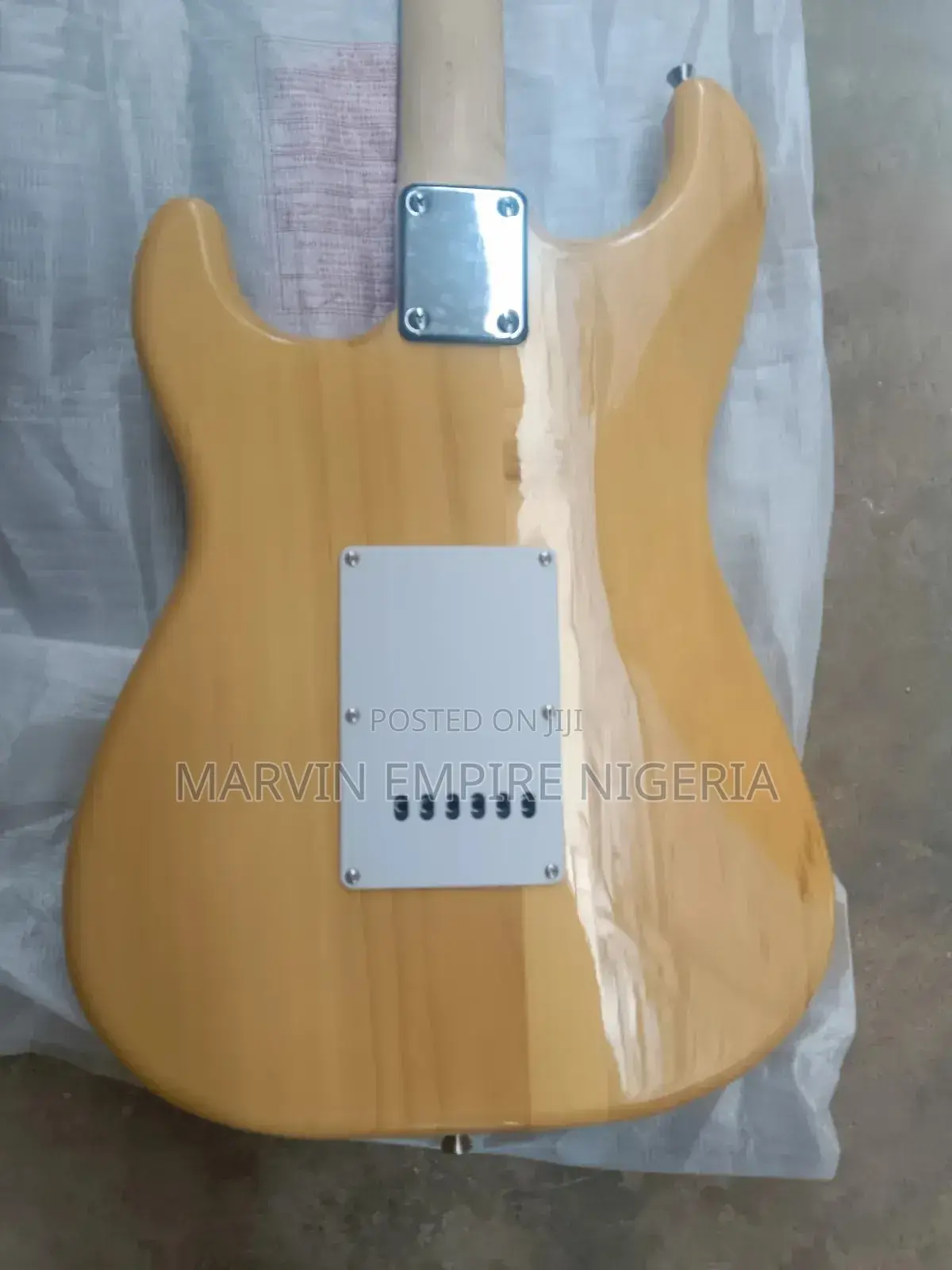 Professional Stratocaster Electric Lead Guitar Thunderstorm