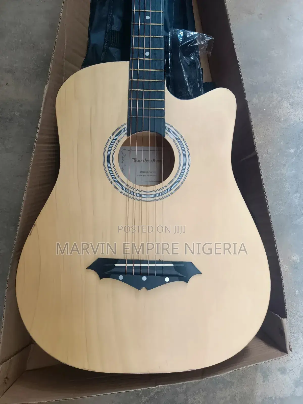 38 Inches Brown Acoustic Guitar_ Thunderstorm