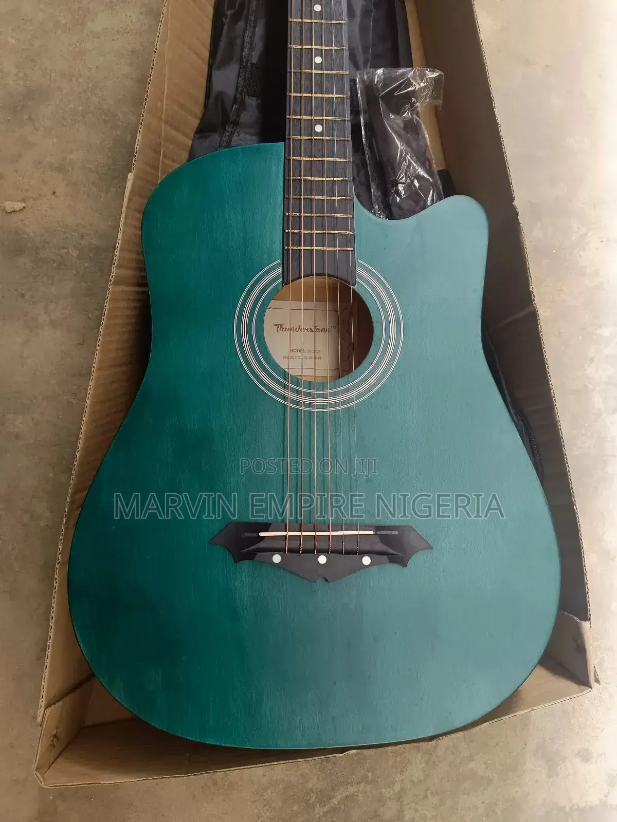 38 Inches Green Acoustic Guitar_ Thunderstorm