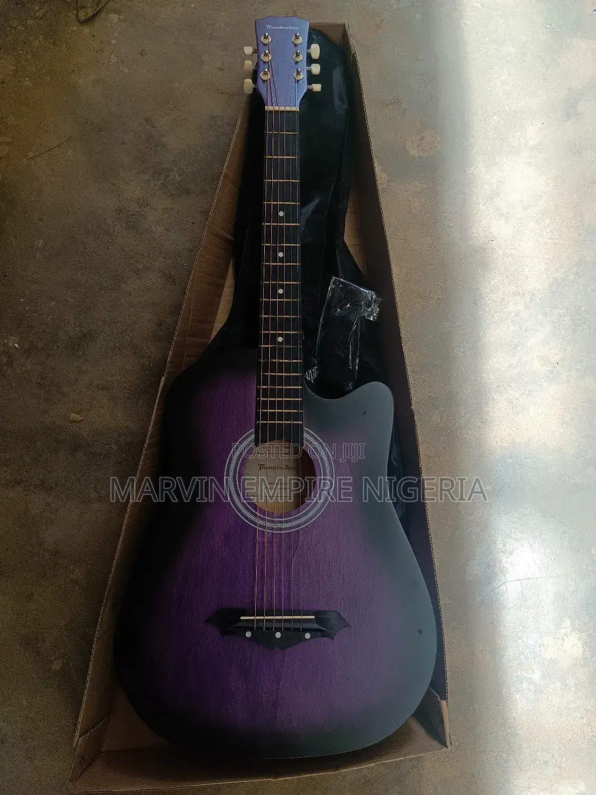38 Inches Purple Acoustic Guitar_ Thunderstorm