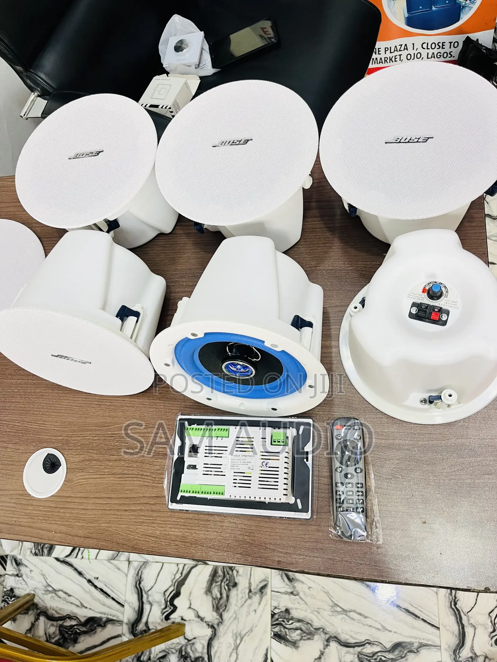 6 Bose Ceiling Speaker With Wall Mount Amplifier