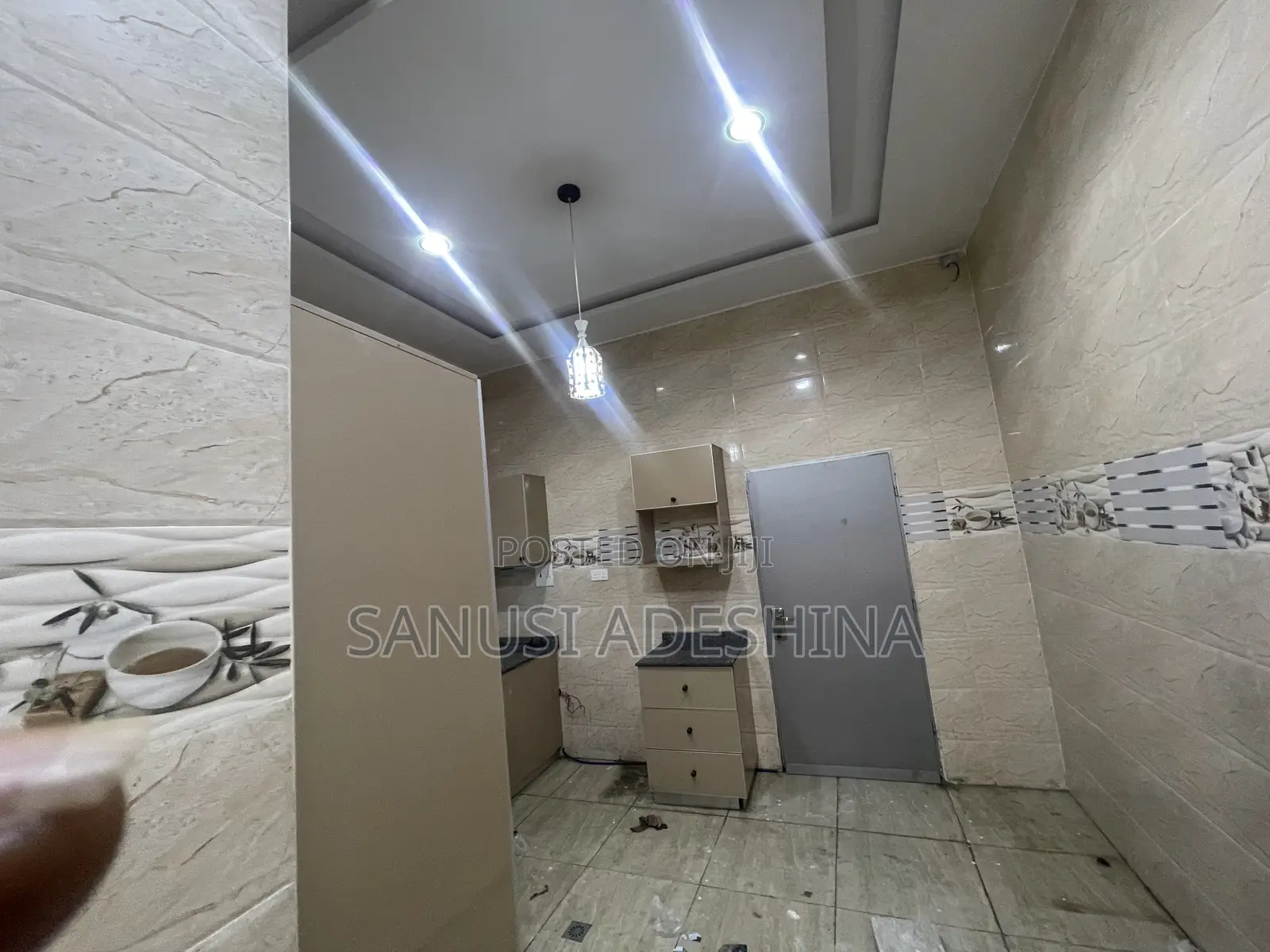 5bdrm Duplex in Jahi Gilmore Fct for rent