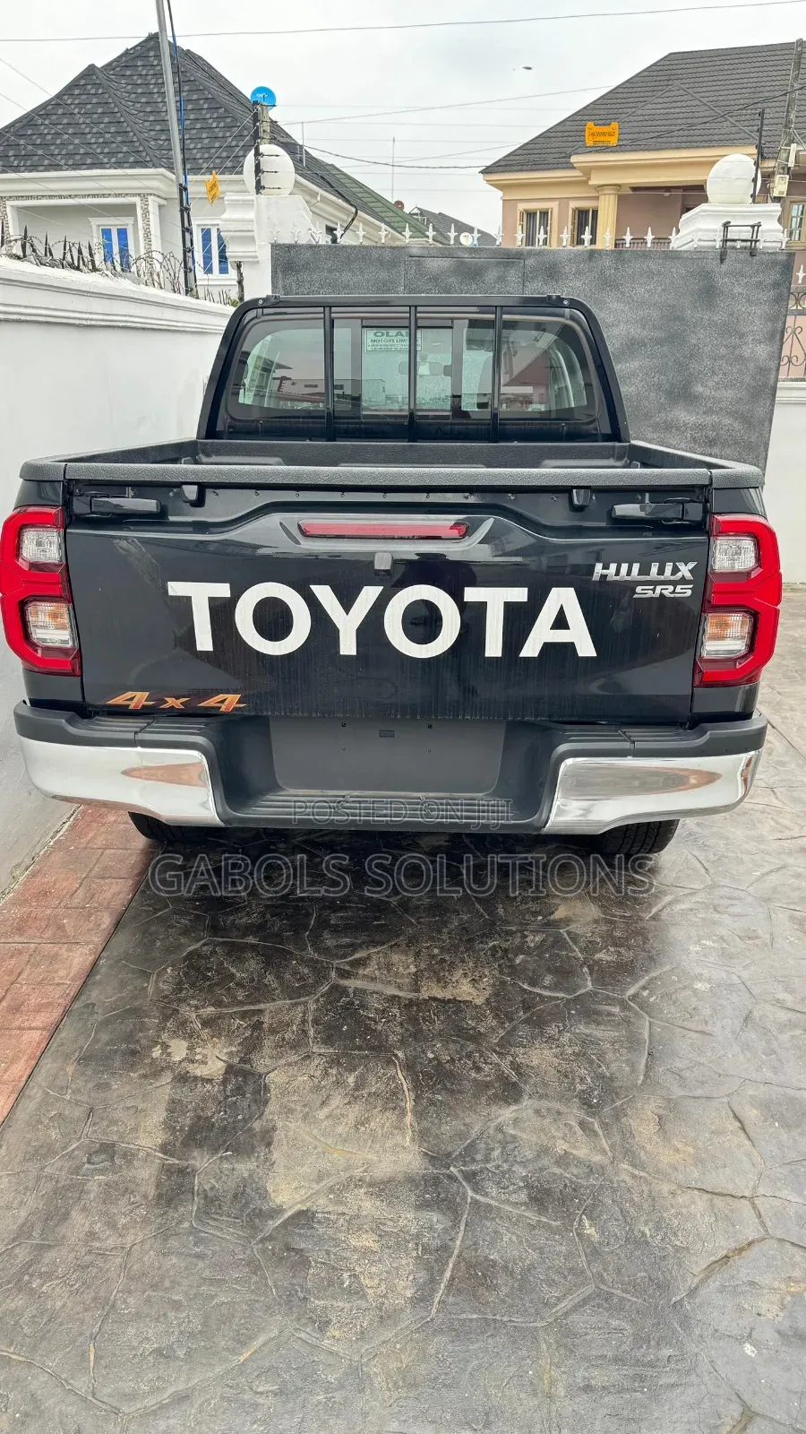 Toyota Hilux 2023 Black