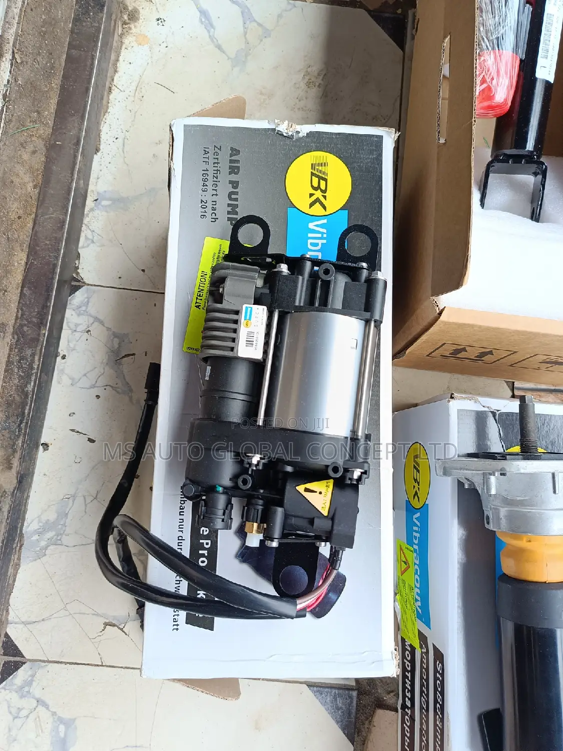 Porsche Macan Air Matic Pump
