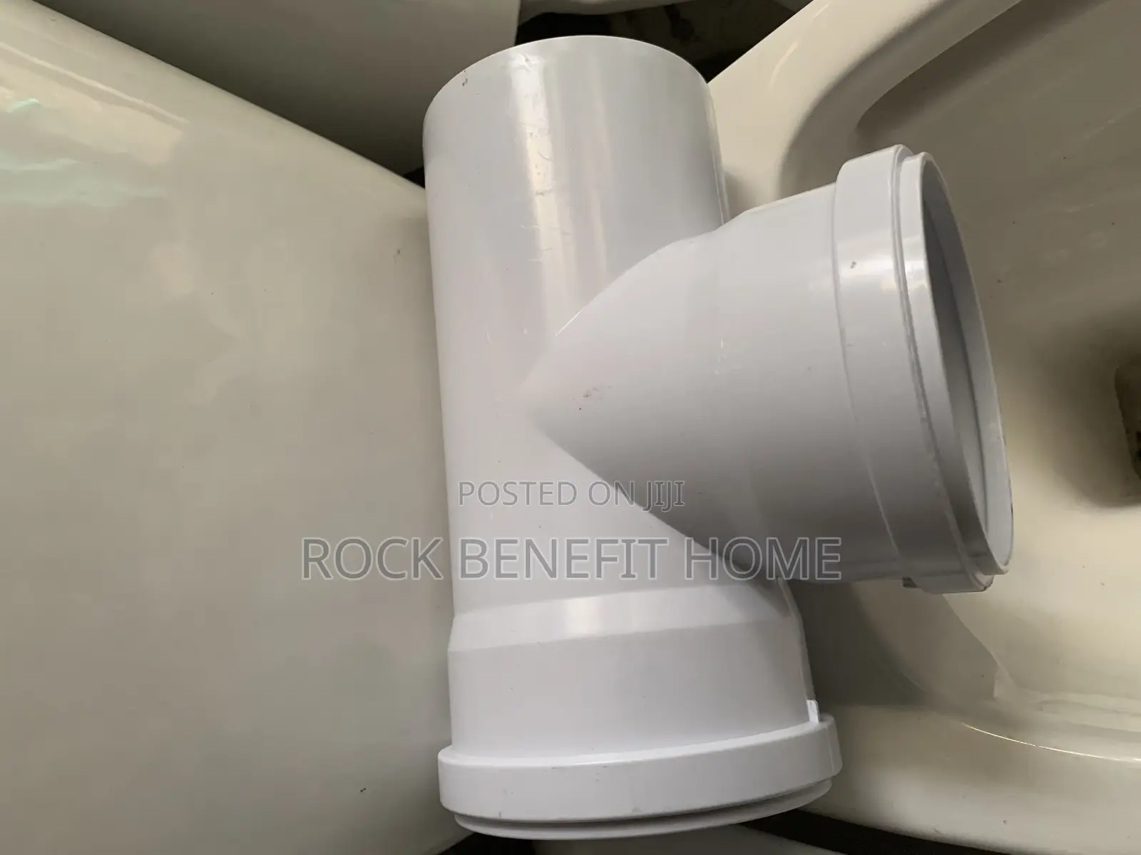 4inchs PVC Tee