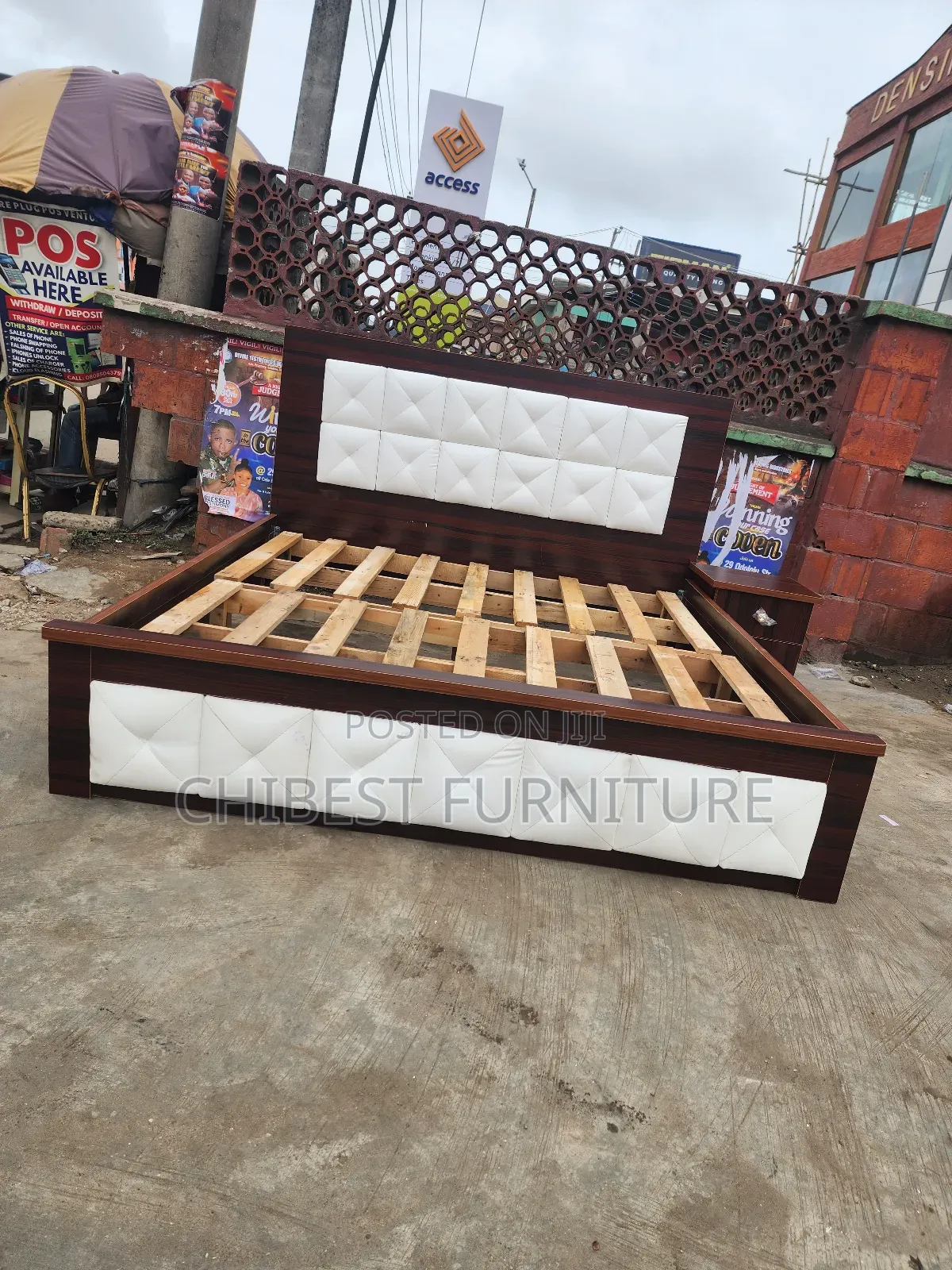 Quality 6by6 Wooden Bed Frame With One Bed Side