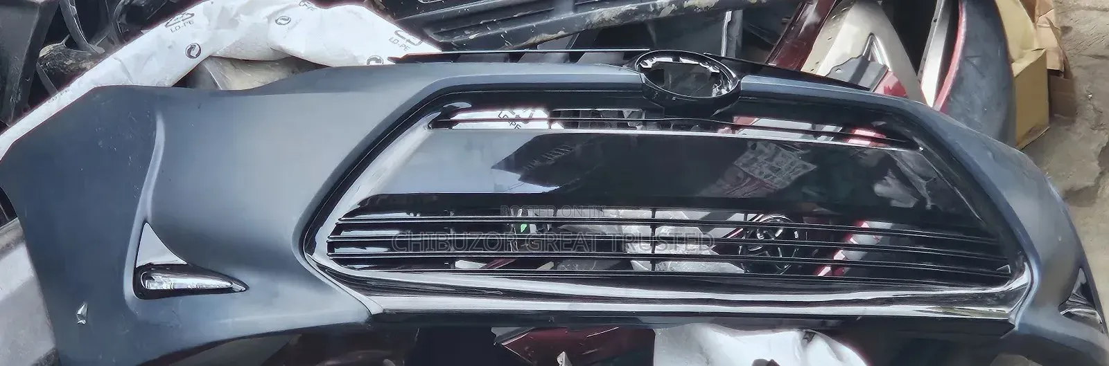 Complete Front Bumper for Corolla 2017/2018 LE