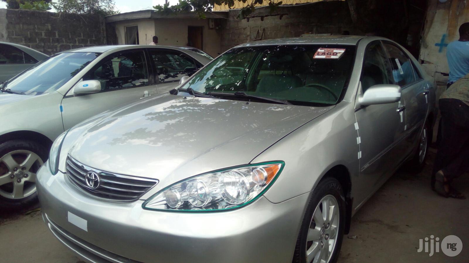 Toyota Camry 2005 Silver