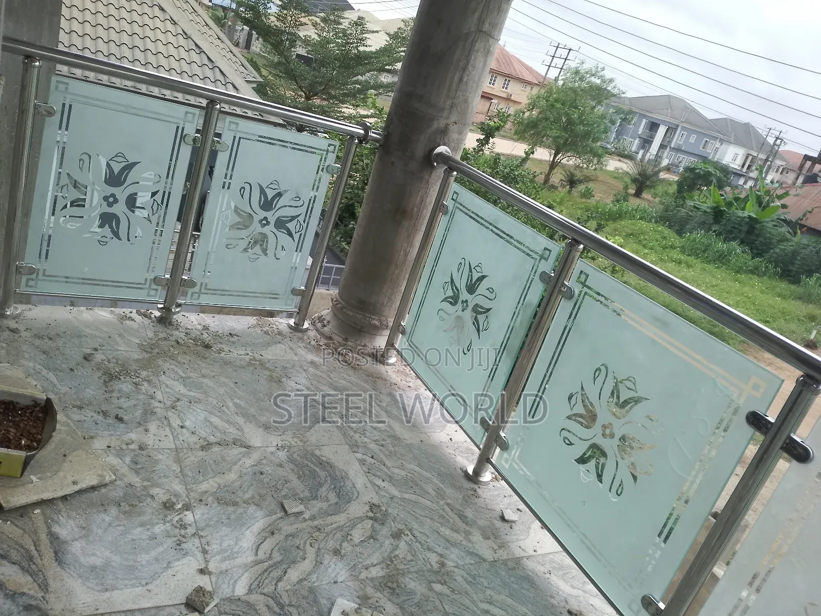 10m Multiple Design Glass