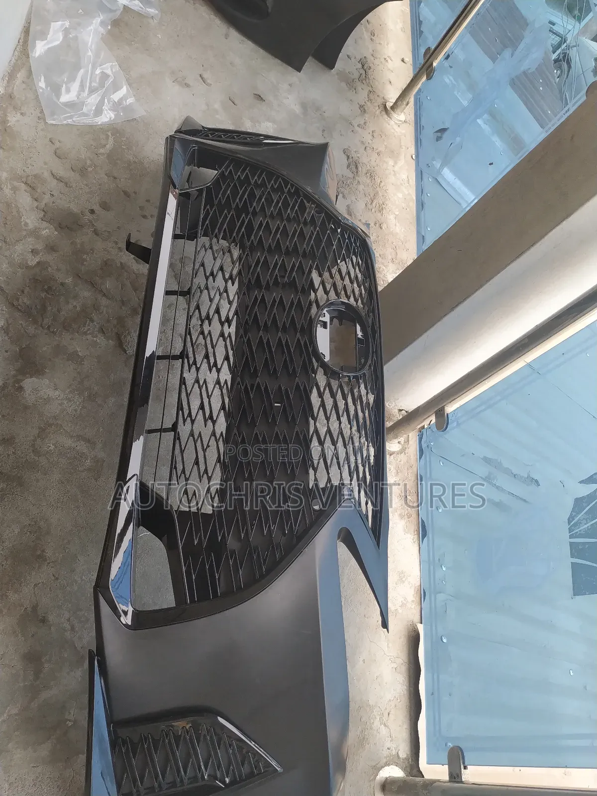 Bumper for Lexus Is250