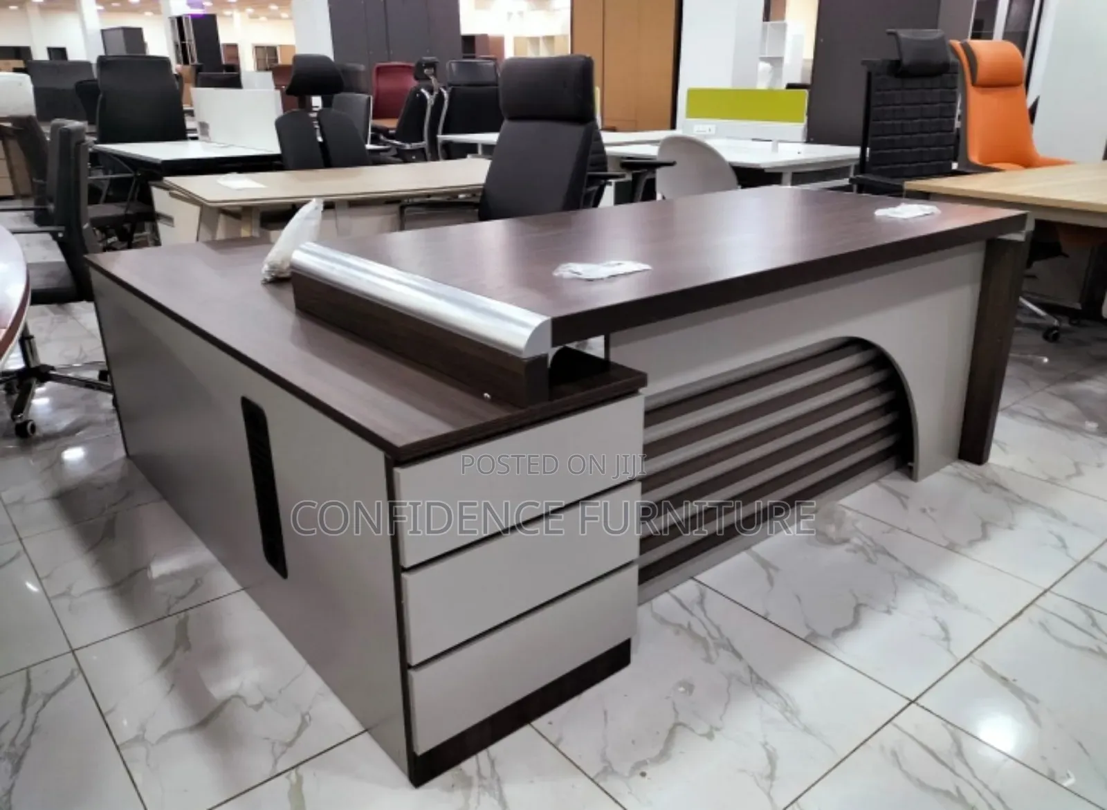 High Quality Executive Office Table With Extension
