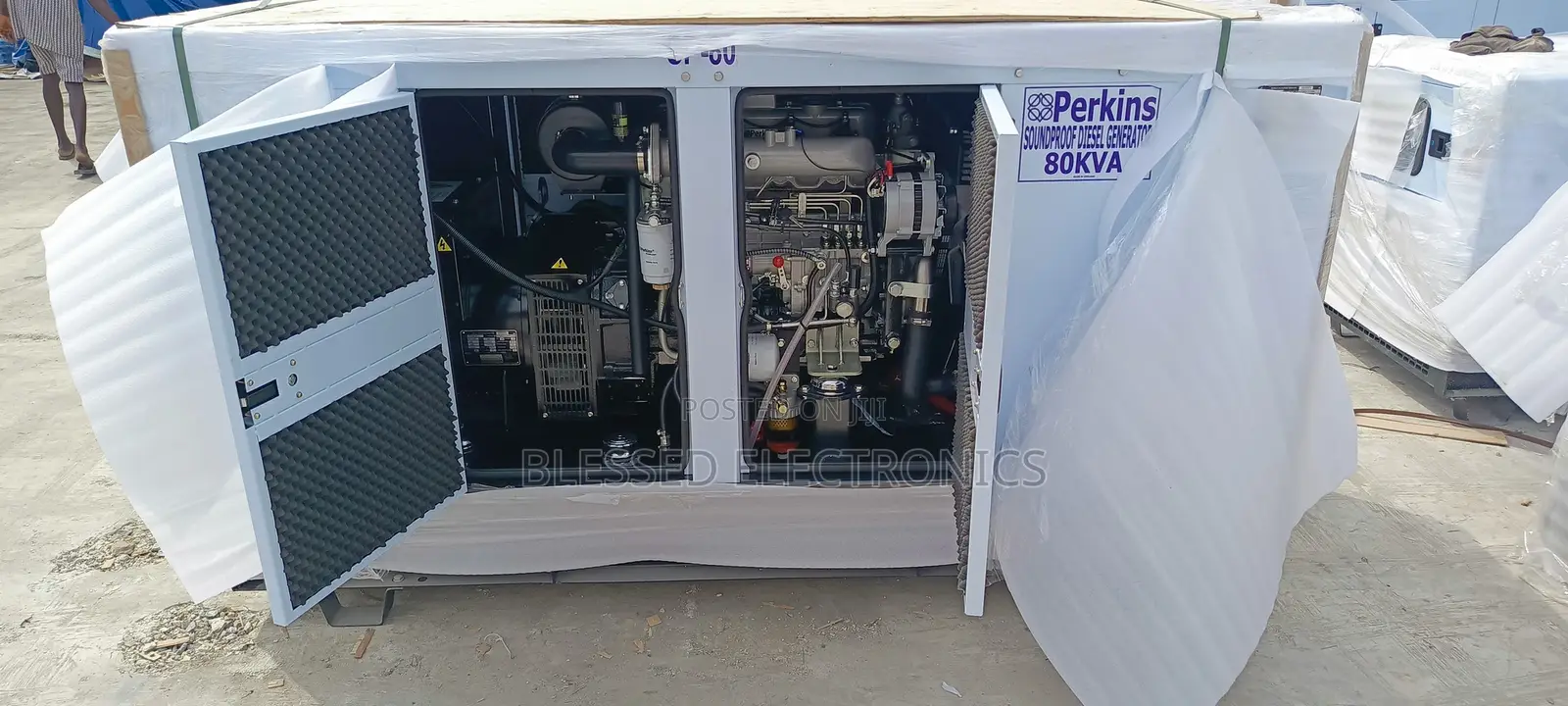 Perkins 80kva Made in England Diesel Soundproof 100% Copper
