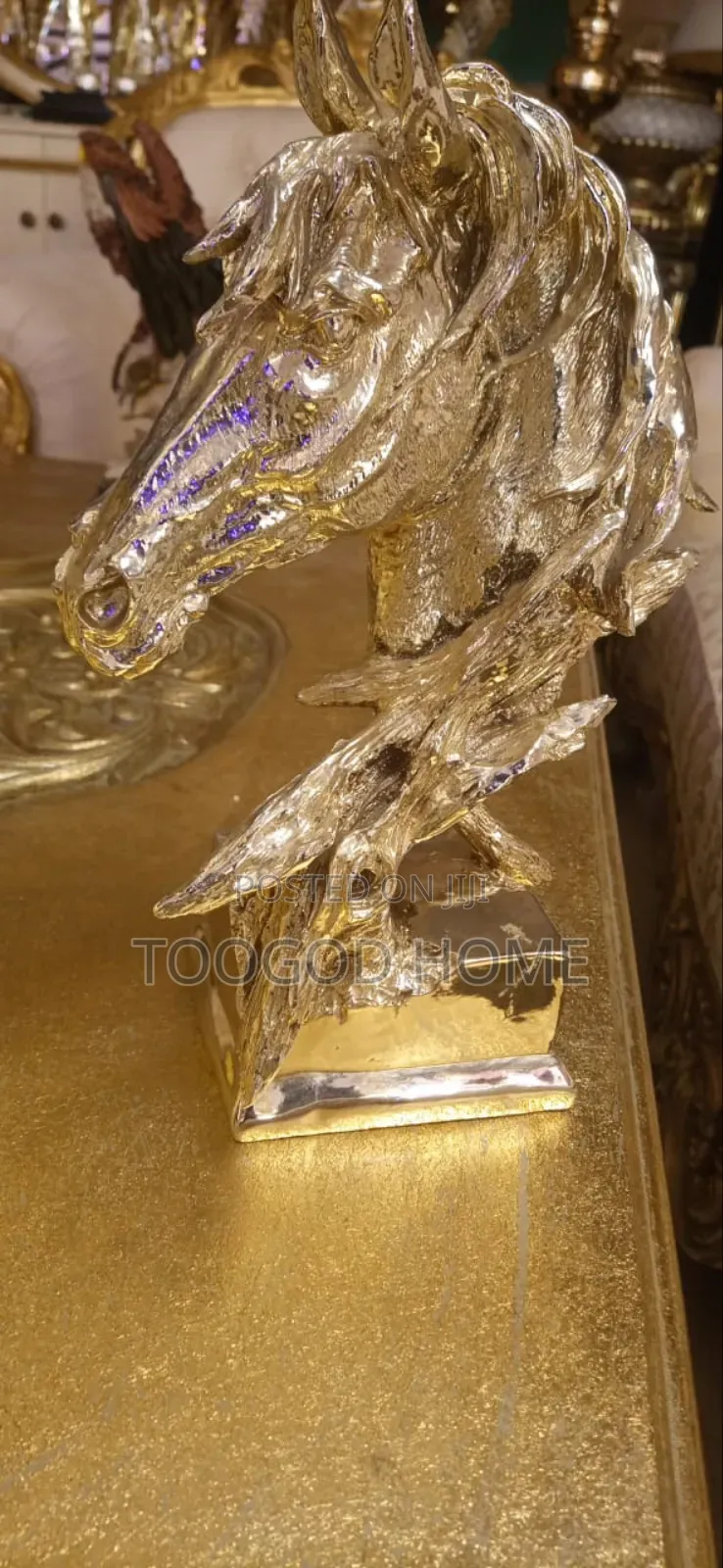 Luxury Sofa Table Decor