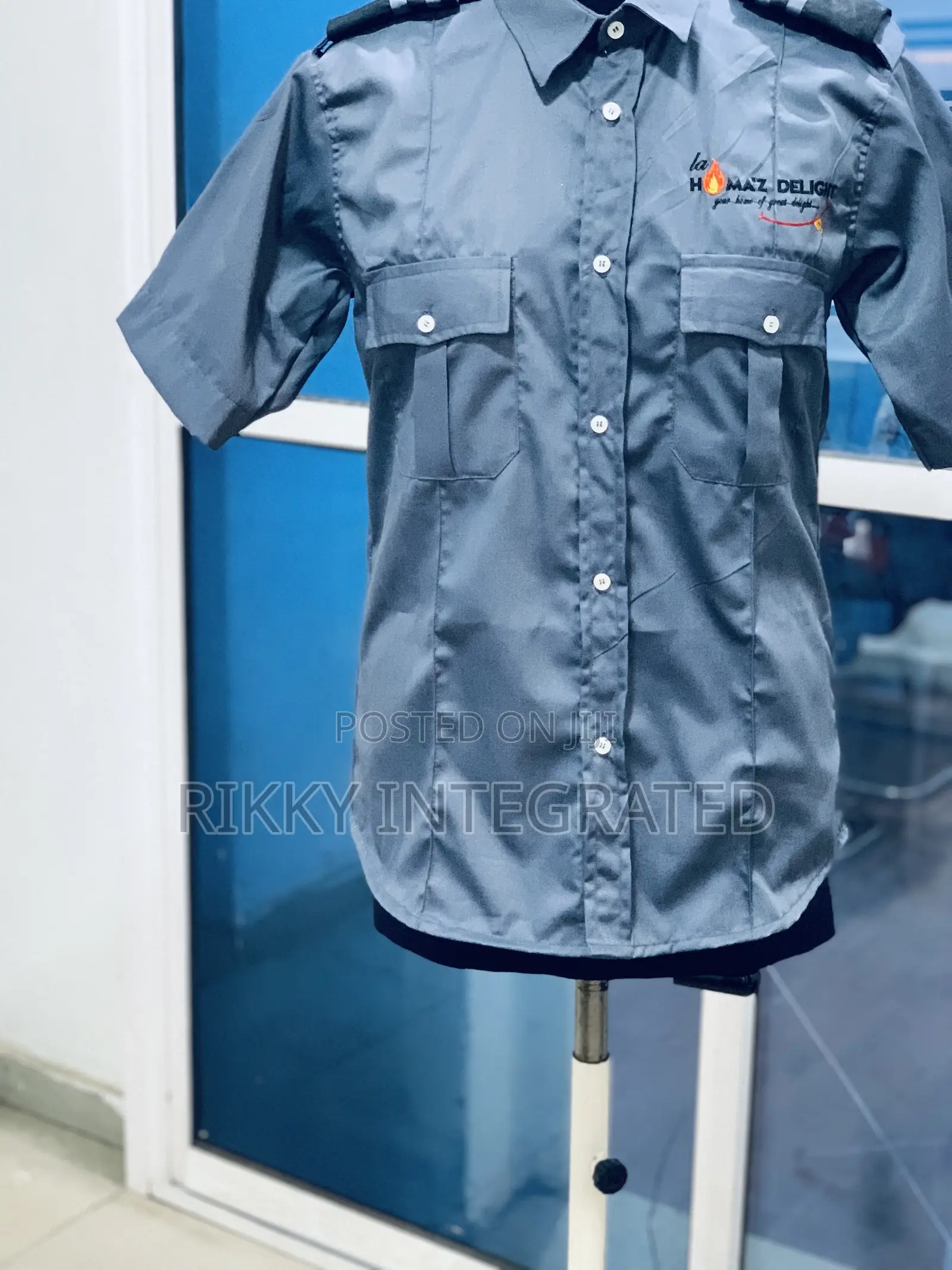 Top-quality Corporate Uniforms ,Polo,T-shirt At Bulk Prices