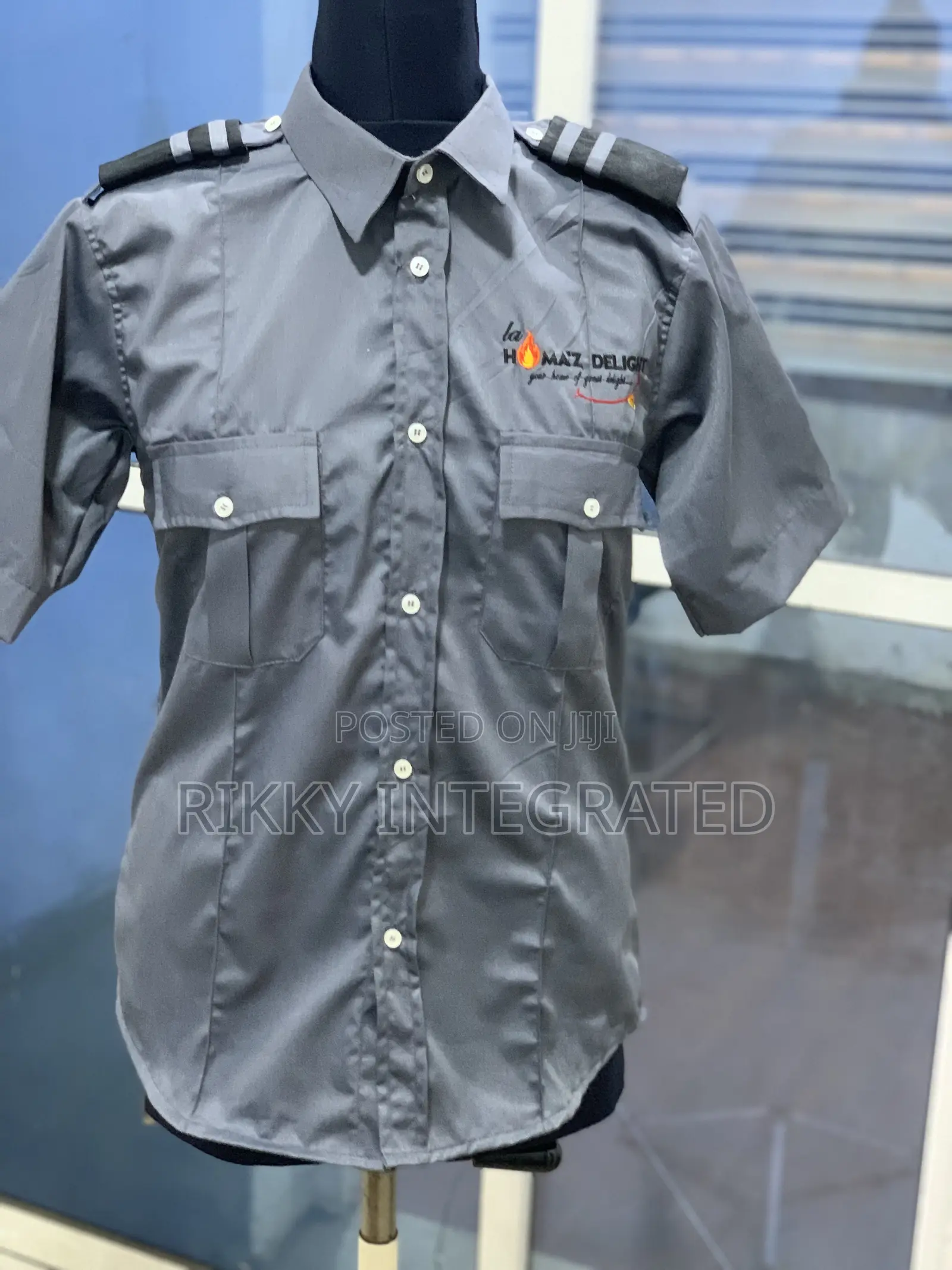 Top-quality Corporate Uniforms ,Polo,T-shirt At Bulk Prices