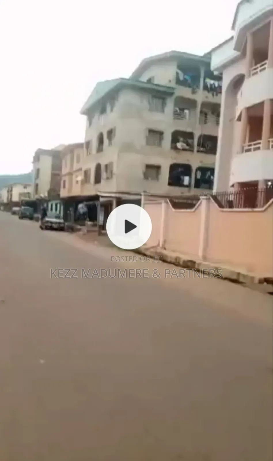 10bdrm Block of Flats in Agbani Road , Enugu for sale