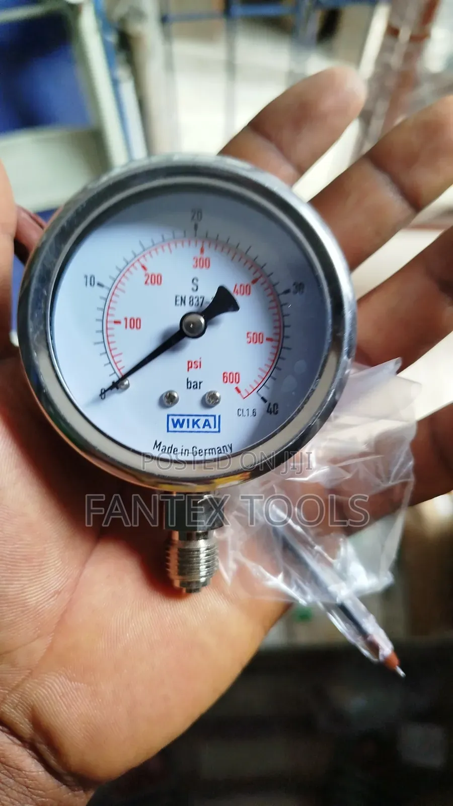 Pressure Gauge 40 Bar 2.5"