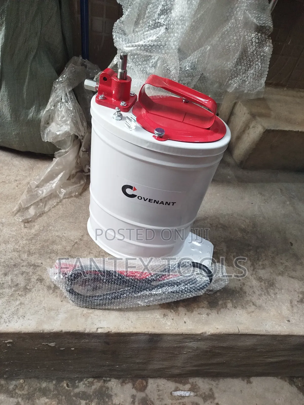 Grease Bucket Manual 20 Liters.