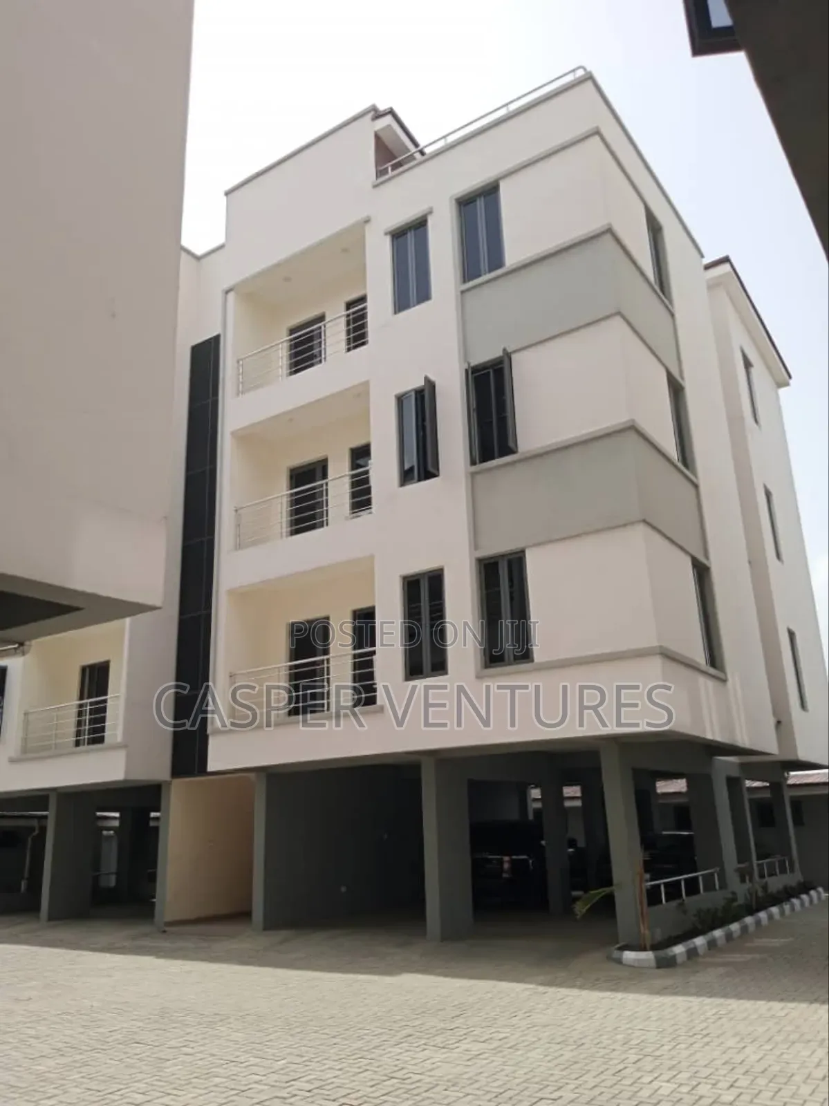 2bdrm Apartment in Chisco, Ikate-Elegushi for rent