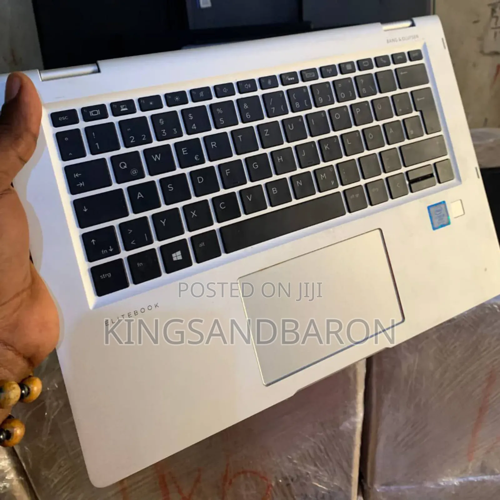 HP 1030 G2-7th Gen-Intel Core I5,512ssd,16gbram Touch Screen