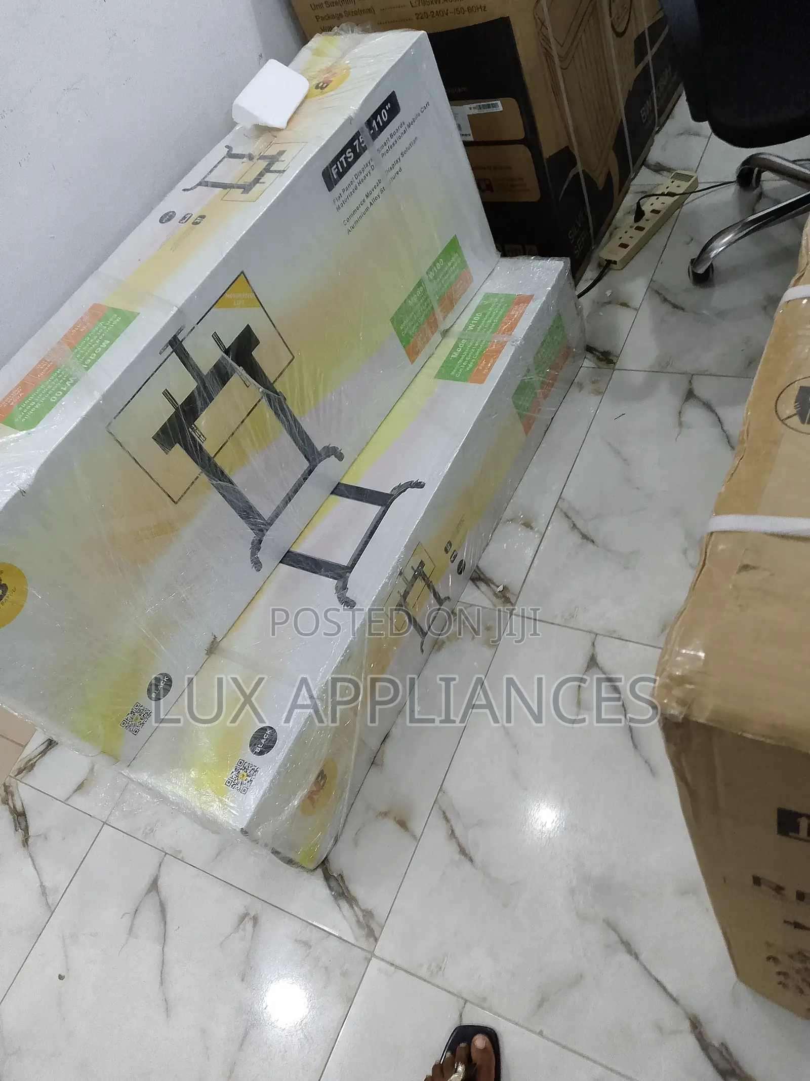 The Brand New Moveable Tv Trolley Hanger